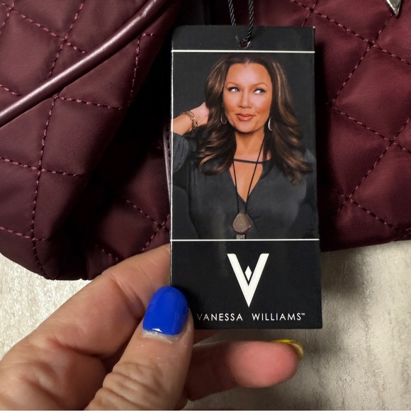 Vanessa Williams quilted duffle bag NWT - Picture 4 of 14